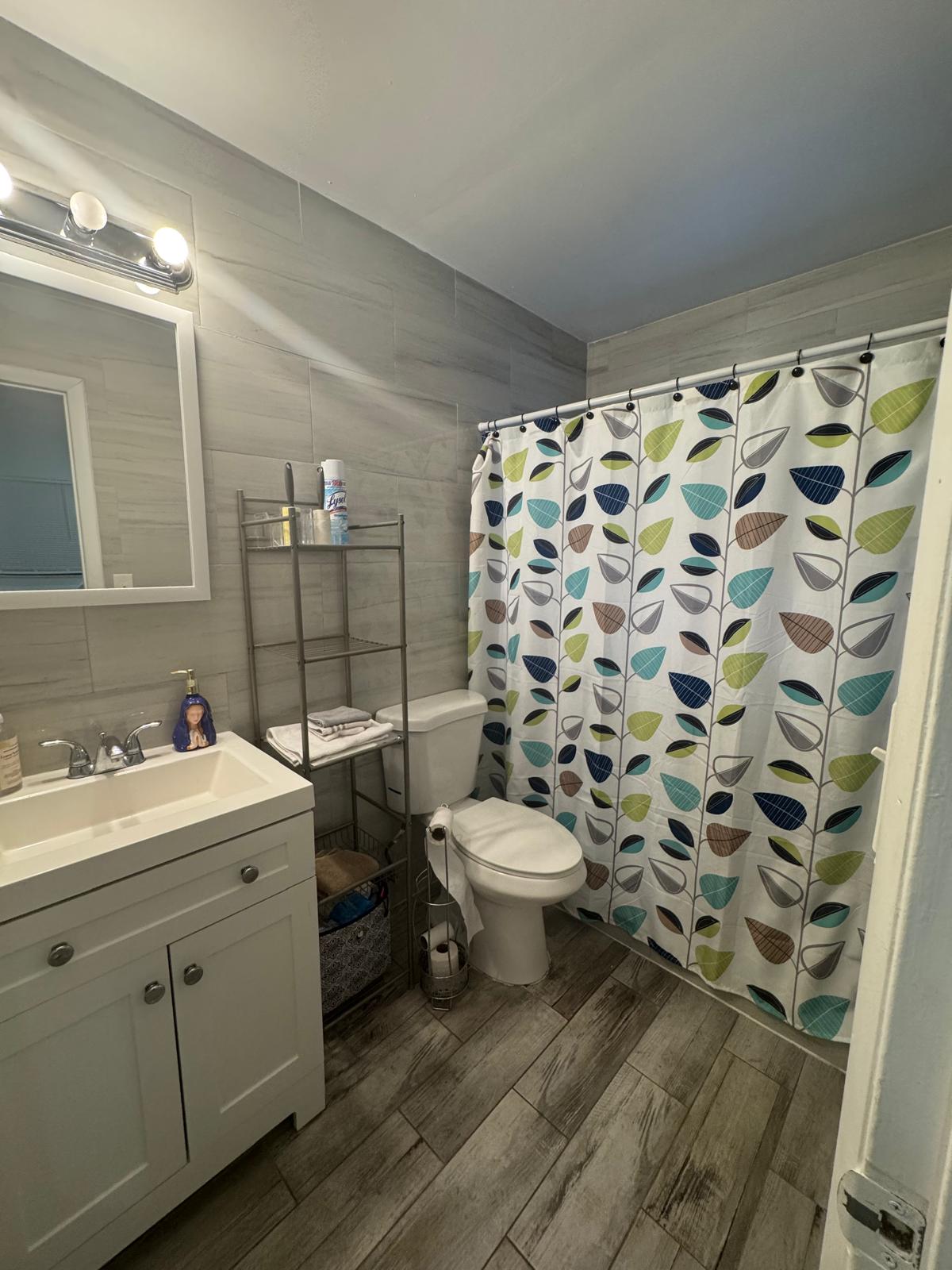 Full bathroom in the group home